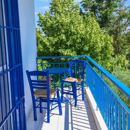 Ferienhaus Big House With A Huge Garden And Barbecue Area! Flogita