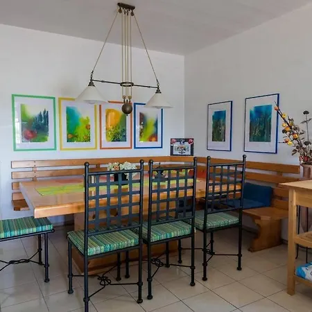 Feriehus Big House With A Huge Garden And Barbecue Area! *