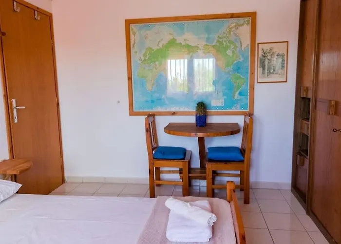 度假居 Big House With A Huge Garden And Barbecue Area! 弗洛伊塔