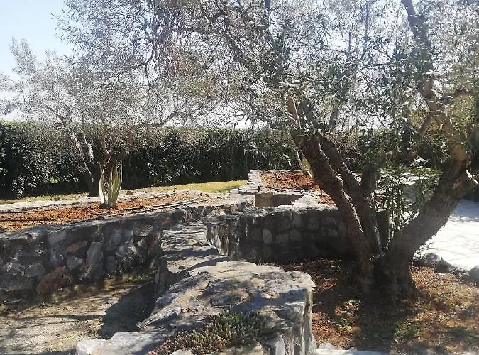 度假居 Big House With A Huge Garden And Barbecue Area! 弗洛伊塔